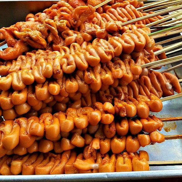 Read more about the article Filipino Intestines Barbeque Recipe a.k.a. Isaw