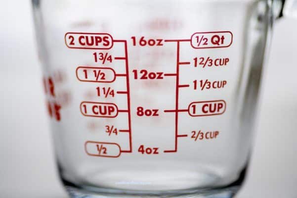 how many cups in a quart